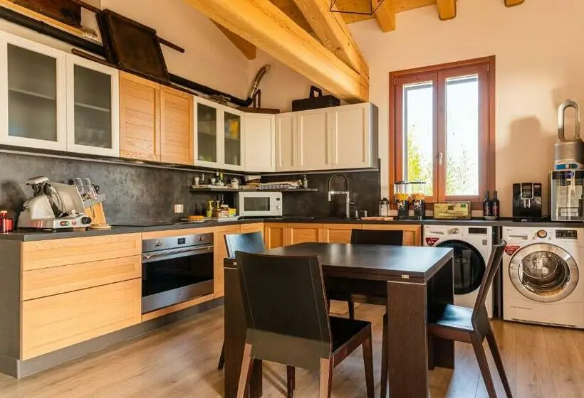 デラックスの4人部屋, Relais Des Roches
