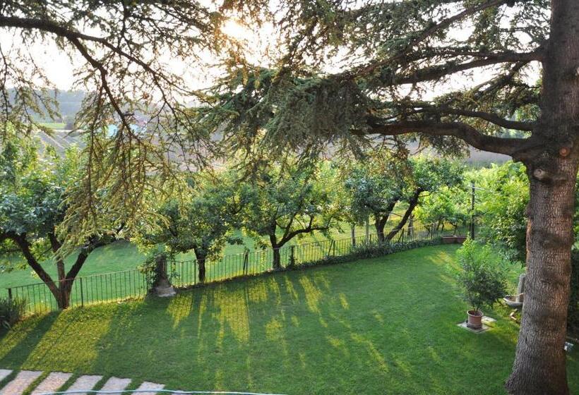 Quarto Estandar, Relais Des Roches