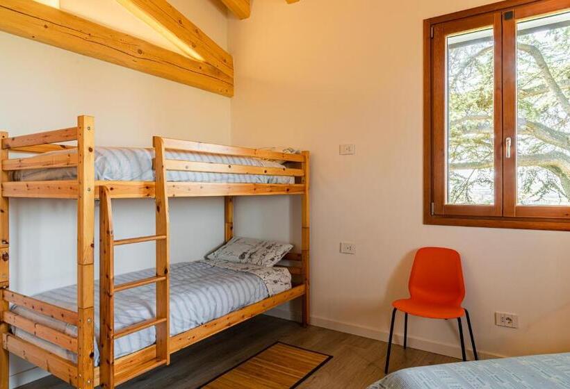 Четырехместный номер Премиум, Relais Des Roches