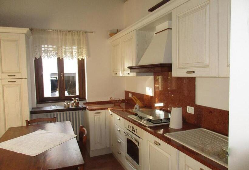 בית, 4 חדרי שינה, Casale San Martino Agriturismo Bio