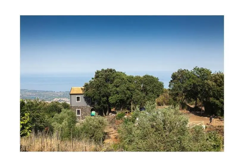 海の見える１ベッドルームアパートメント, Ecoagriturismo Notti Stellate Etna Mare