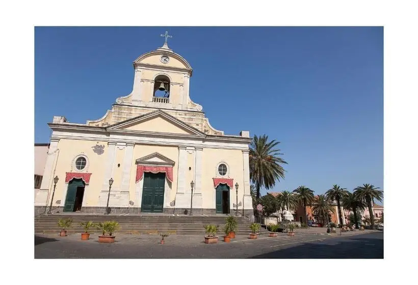 デラックススタジオ, Ecoagriturismo Notti Stellate Etna Mare