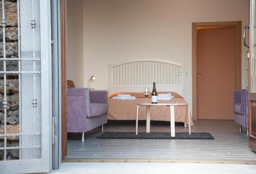 Студия Deluxe, Ecoagriturismo Notti Stellate Etna Mare