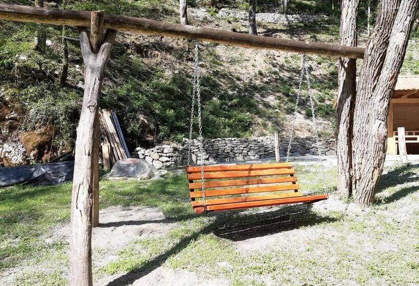 اتاق لوکس با بالکن, Apartments Reida