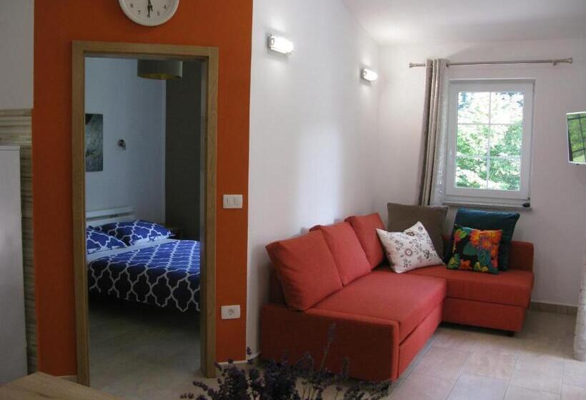 آپارتمان 2 خوابه, Apartments Reida