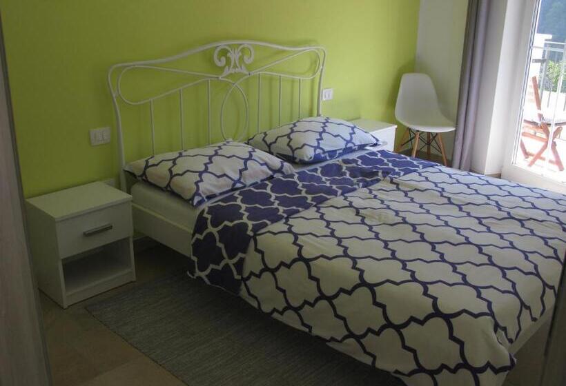 آپارتمان 1 خوابه با چشم‌انداز, Apartments Reida