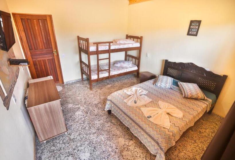 バルコニー付きスタンダードルーム, Pousada E Chales Por Do Sol