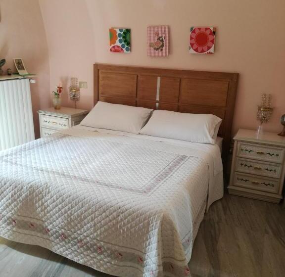 חדר דלוקס, Sweet Sweet Home