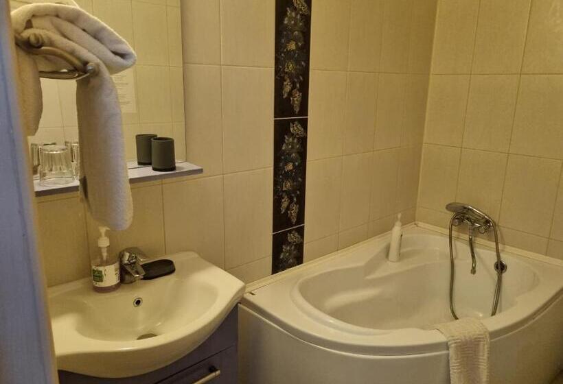 Номер Стандарт, Pensiunea Agroturistica Diana