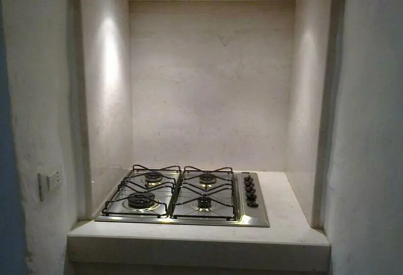 Deluxe-studio, Calì Nitta Storic