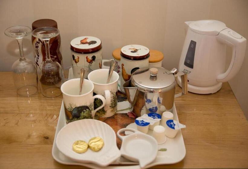 ファミリールーム, Weir Mill Farm