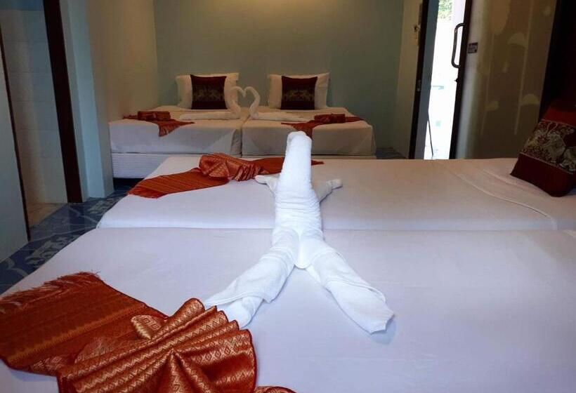 غرفة عائلية مطلّة علي الحديقة, Baan Klong House