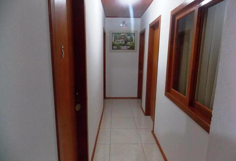 سوییت, Pousada Angela