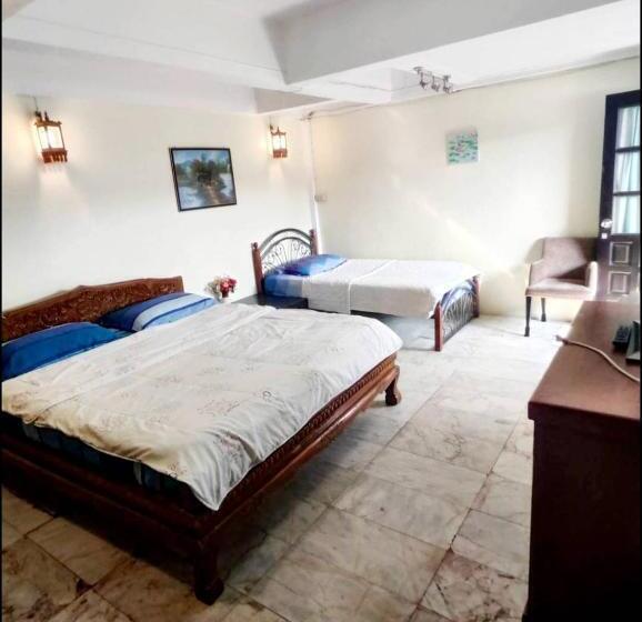 スタンダードトリプルルーム, Tientong Guesthouse