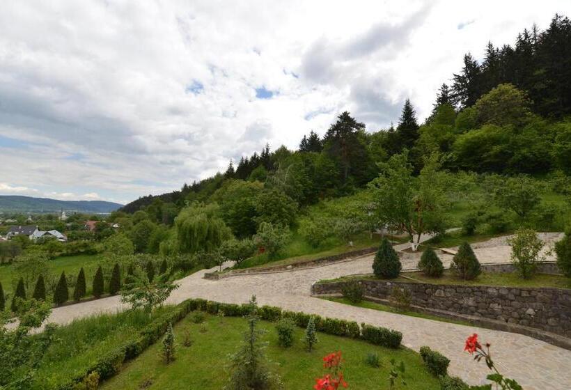 Familie Værelse, Pensiunea Drumul Plutasilor