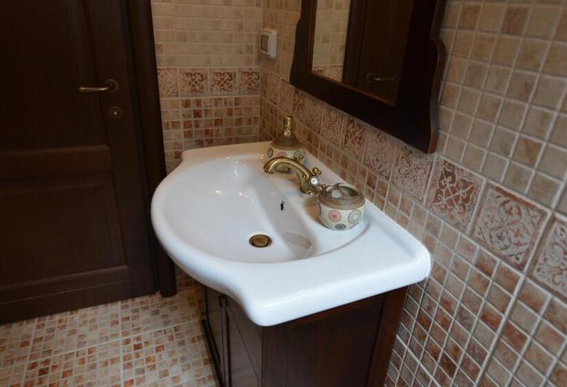 Familie Værelse, Pensiunea Drumul Plutasilor