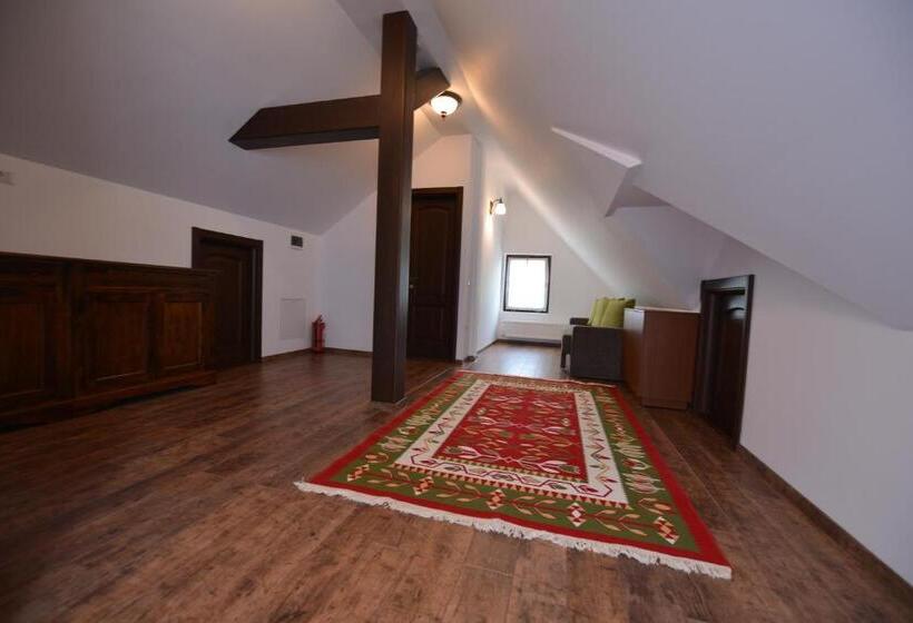 Lejlighed 2 Soveværelser, Pensiunea Drumul Plutasilor