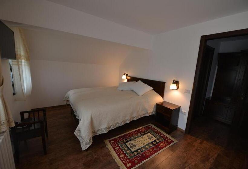 Familie Værelse, Pensiunea Drumul Plutasilor