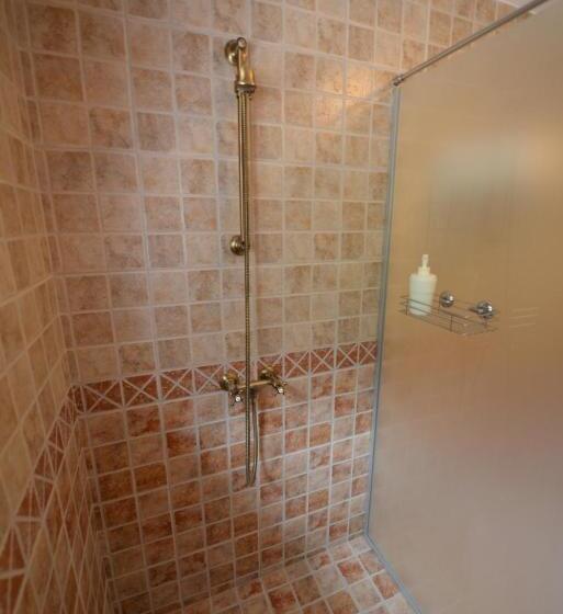 Familie Værelse, Pensiunea Drumul Plutasilor