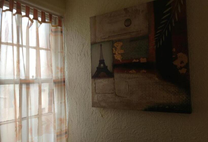 スタンダードシングルルーム, Balmoral Lodge