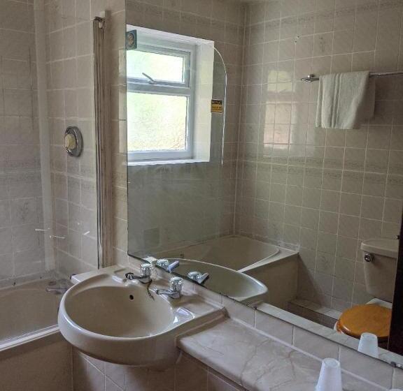 スタンダードルーム, Balmoral Lodge