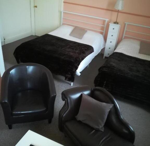 スタンダードルーム, Balmoral Lodge