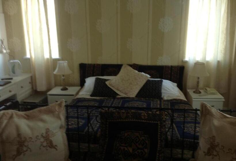 スタンダードルーム, Balmoral Lodge