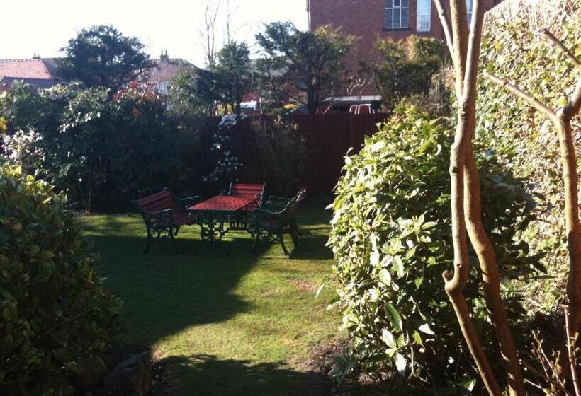 スタンダードルーム, Balmoral Lodge