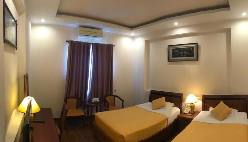 اتاق سوپریور, Chau Pho