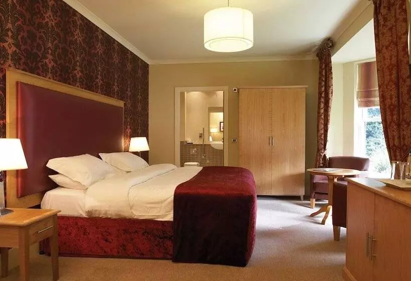 エクゼクティブルーム, Farington Lodge