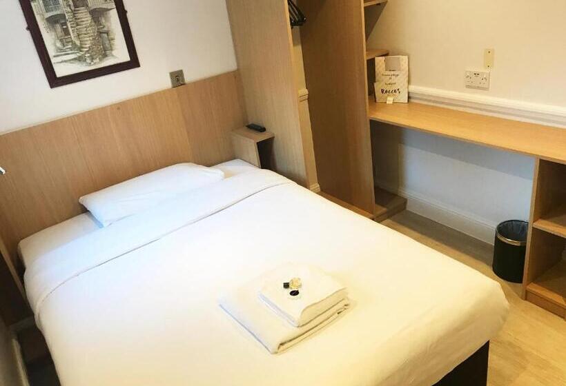 Номер Basic, Gidea Park