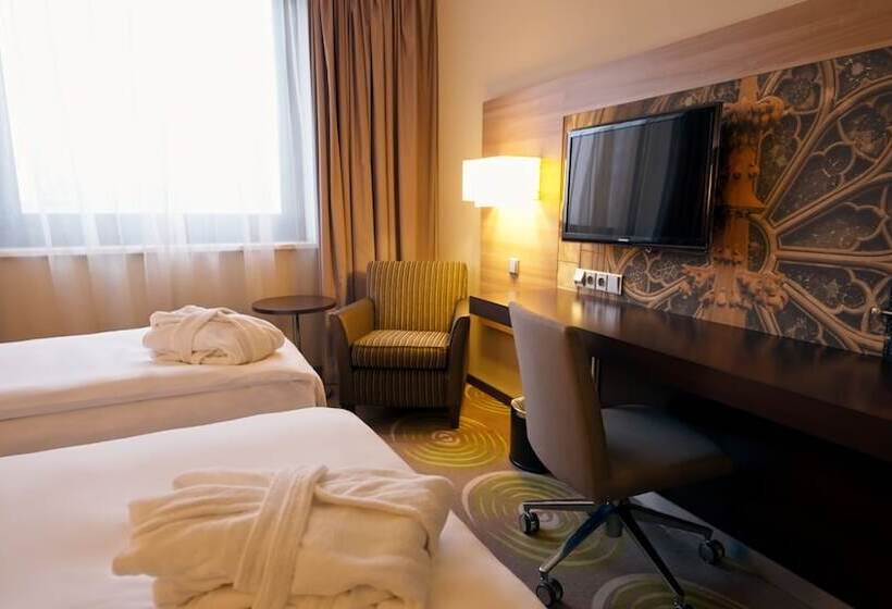 اتاق استاندارد, Holiday Inn Kyiv By Ihg