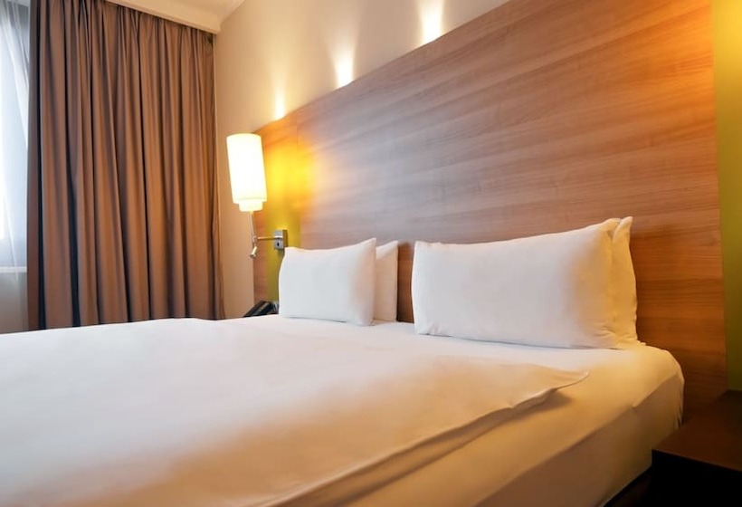 غرفة قياسية, Holiday Inn Kyiv By Ihg