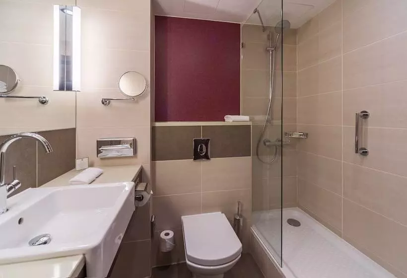 مجموعه ویستا شهر, Holiday Inn Kyiv By Ihg