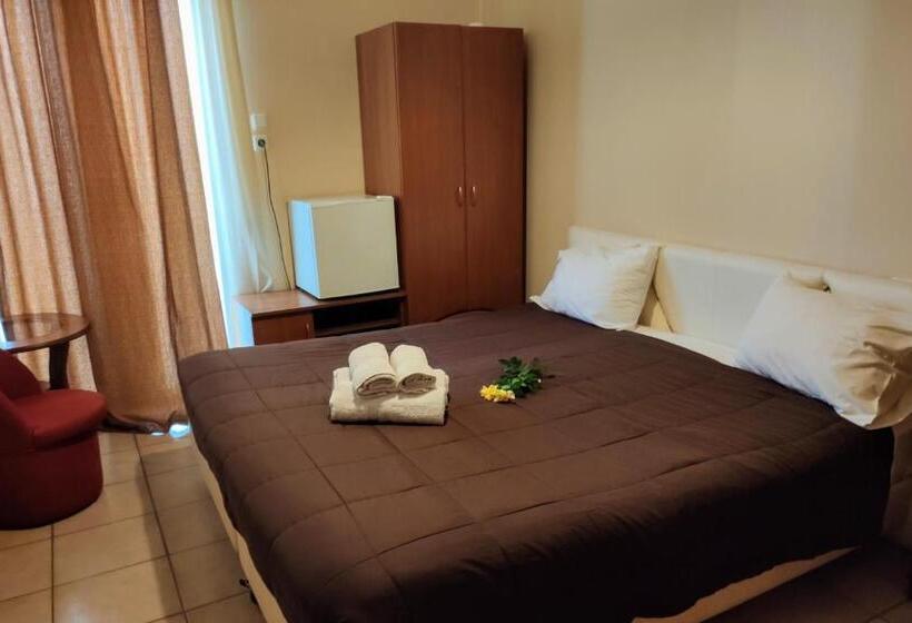 غرفة قياسية, King