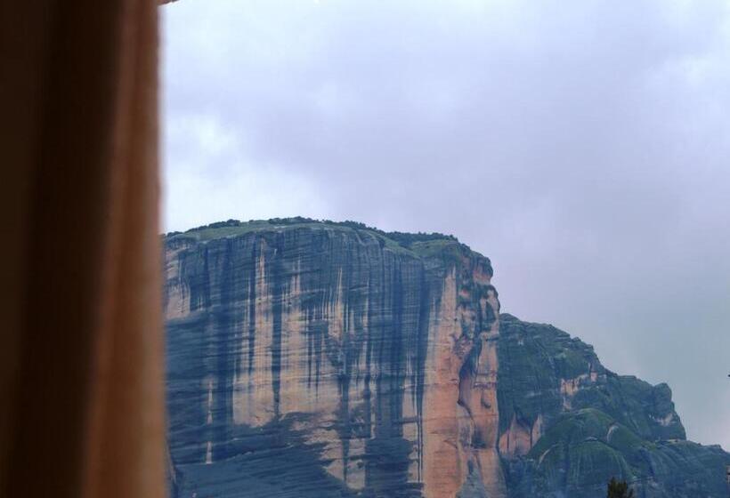 غرفة قياسية ذات إطلالة, King