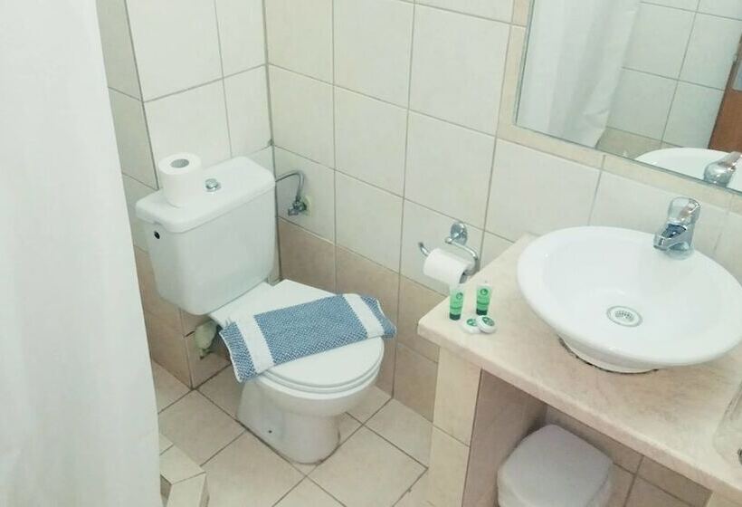 غرفة قياسية, King