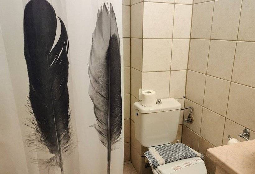 غرفة قياسية, King