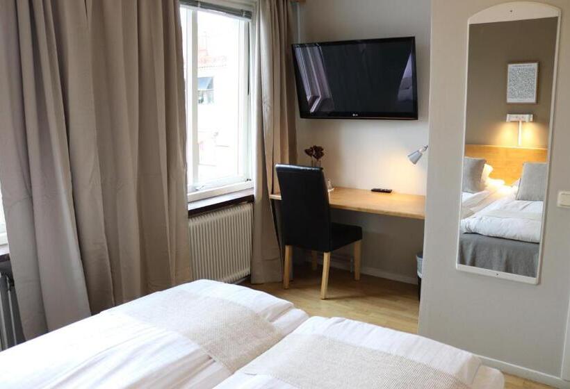 Quarto standard, L Rådhuset