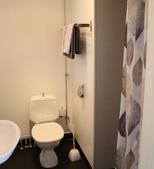 单人经济间, L Rådhuset