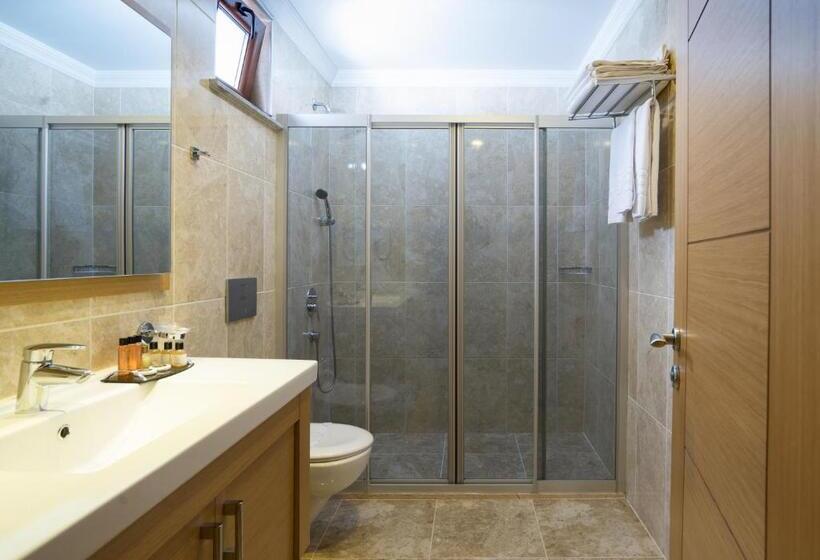 اتاق سوپریور خانوادگی, Levent Hotel Istanbul