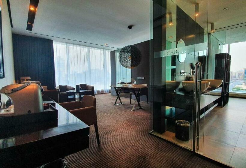 سوئیت اجرایی با تخت کینگ, The Canvas Dubai, Mgallery Hotel Collection