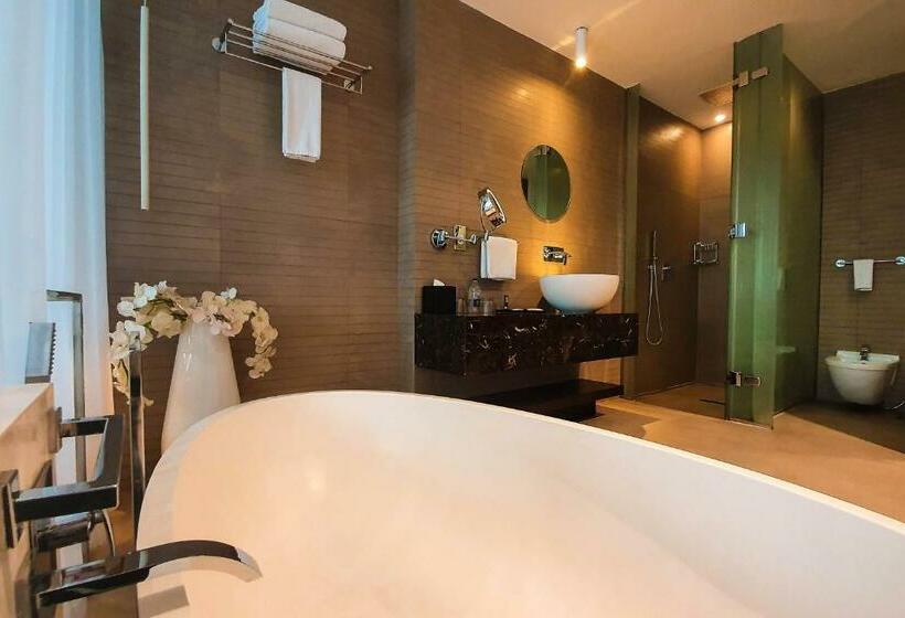 Номер Superior, The Canvas Dubai, Mgallery Hotel Collection