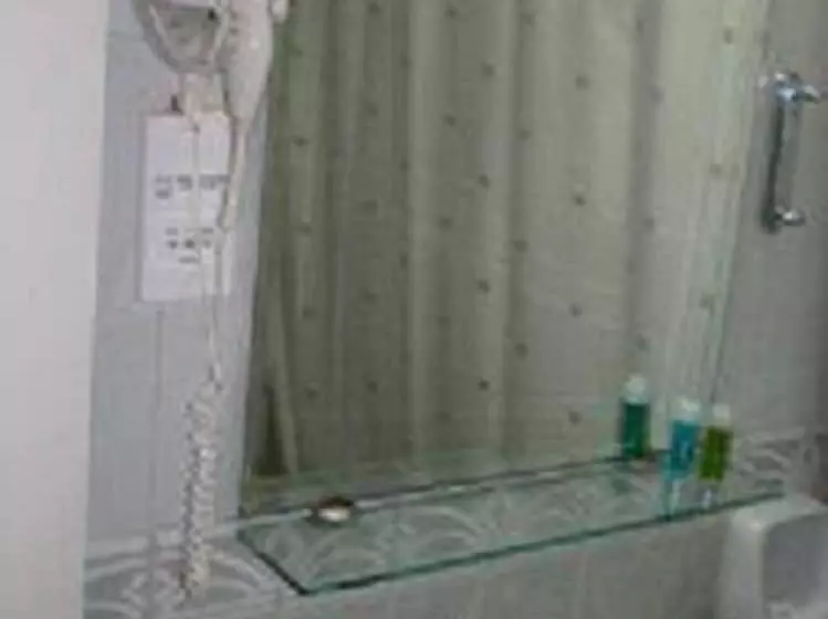 اتاق استاندارد یک نفره, The Diplomat Suite