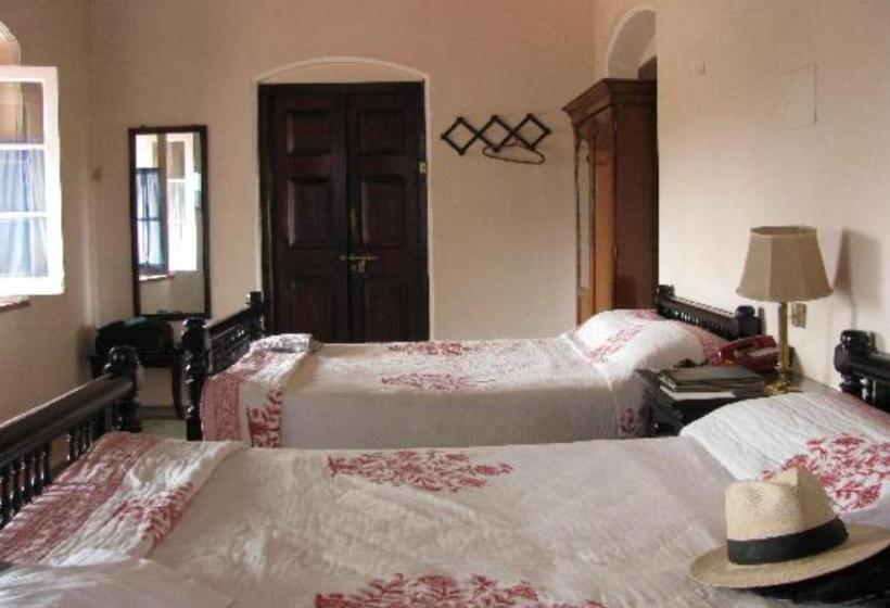 Standard Room, The Green