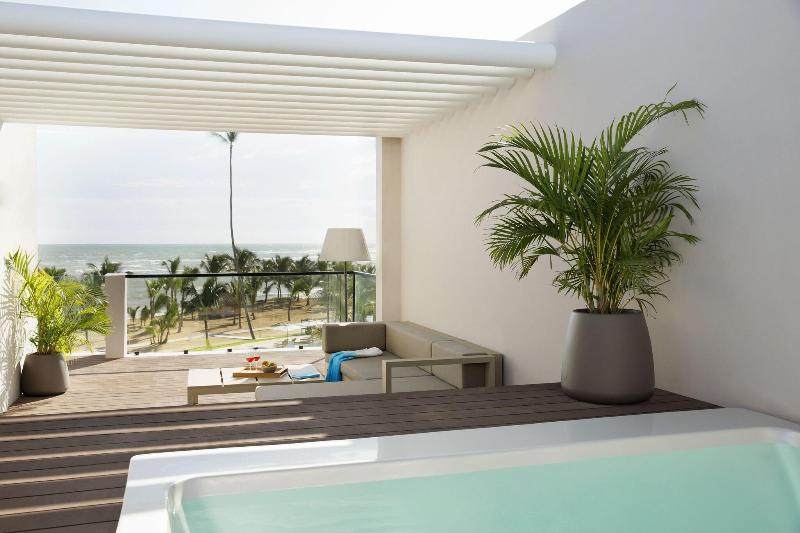 标准间, The Trecastell