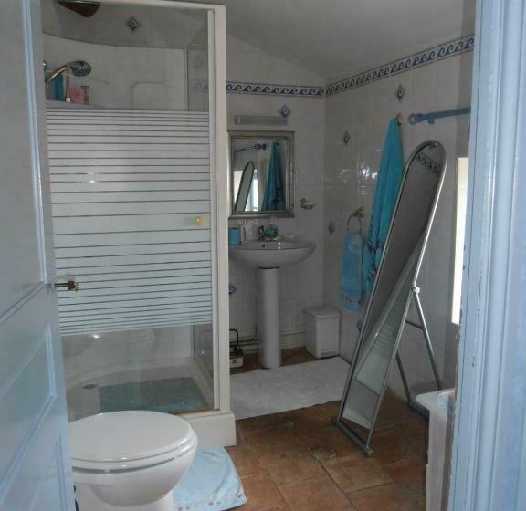 غرفة قياسية, L Orchidée