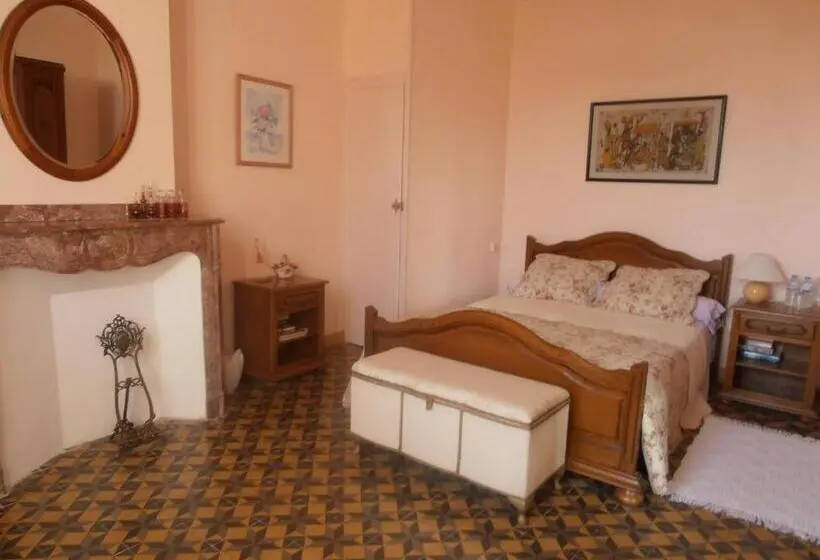 Familjerum, L Orchidée