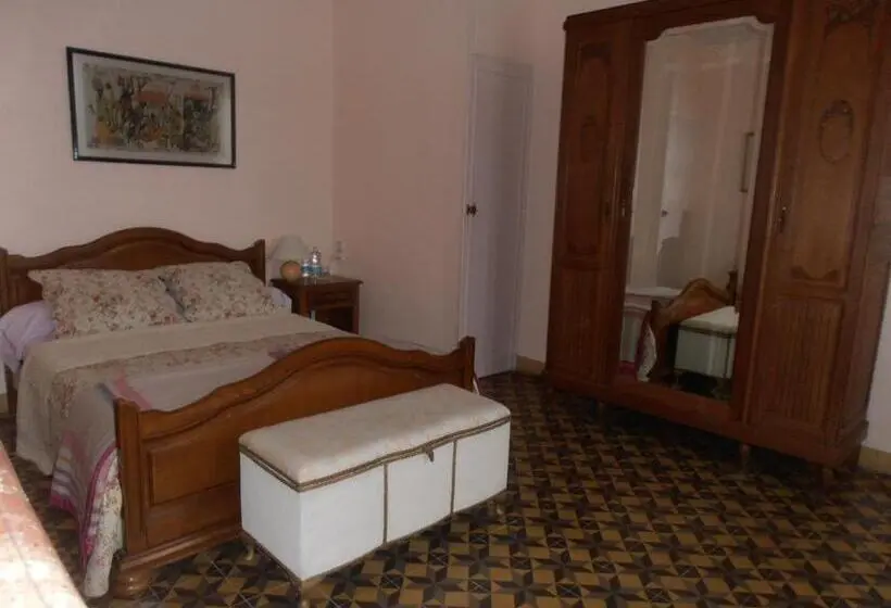 Familjerum, L Orchidée