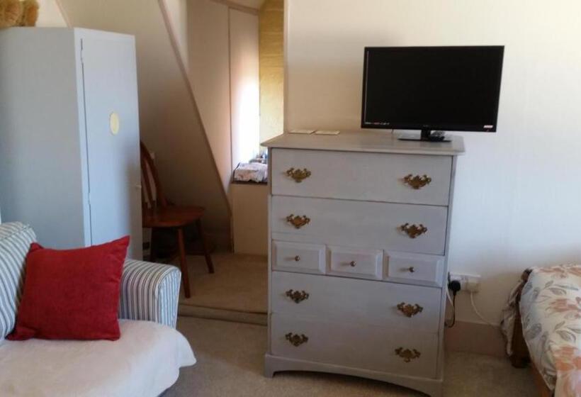 ファミリールーム, Rowlands Castle No 41